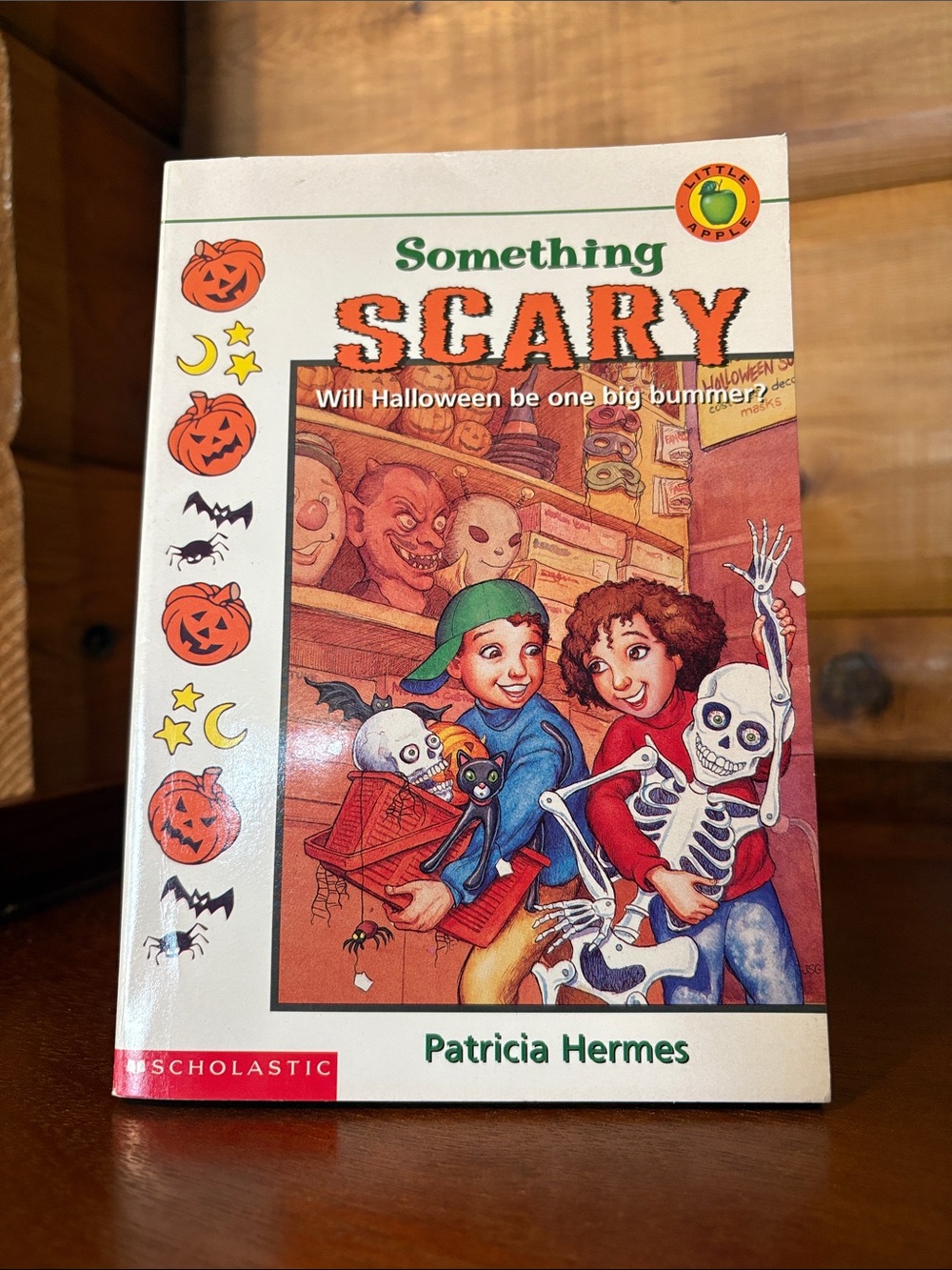 1996 Something Scary by Patricia Hermes, Scholastic | Little Apple Paperback